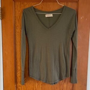 Abercrombie & Fitch Olive Long Sleeve V-Neck Top
